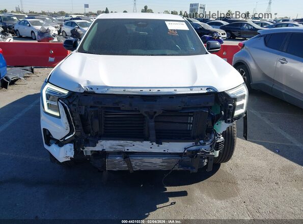 3GKALMEG8SL317477 2025 GMC TERRAIN White Սալոնի հետևի տեսք
