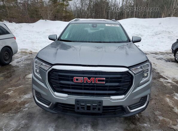 3GKALTEG4PL246201 2023 GMC TERRAIN Silver Widok z przodu