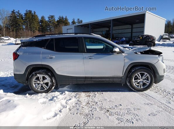 3GKALTEV8ML335876 2021 GMC TERRAIN Silver 360 interior view