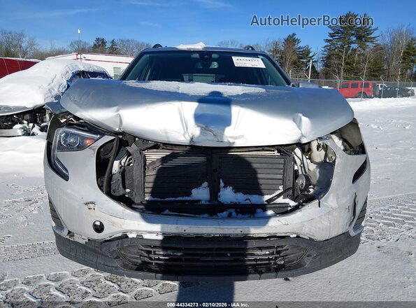 3GKALTEV8ML335876 2021 GMC TERRAIN Silver Rear interior view