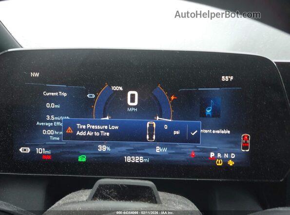 3GN7DSRP0RS246963 2024 CHEVROLET EQUINOX Gray Widok tylnych siedzeń