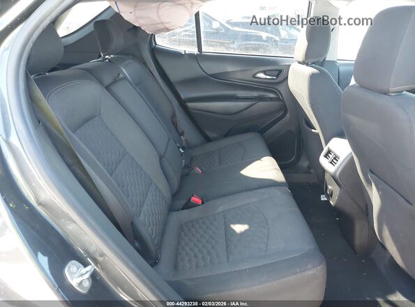 3GNAXKEX1JS572374 2018 CHEVROLET EQUINOX Gray VIN կոդի պիտակի տեսք