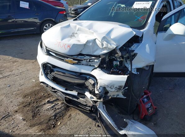 3GNCJLSB4KL313592 2019 CHEVROLET TRAX Белый Вид спереди