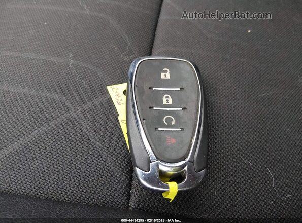 3GNCJLSB8KL121950 2019 CHEVROLET TRAX Синий Вид панели приборов