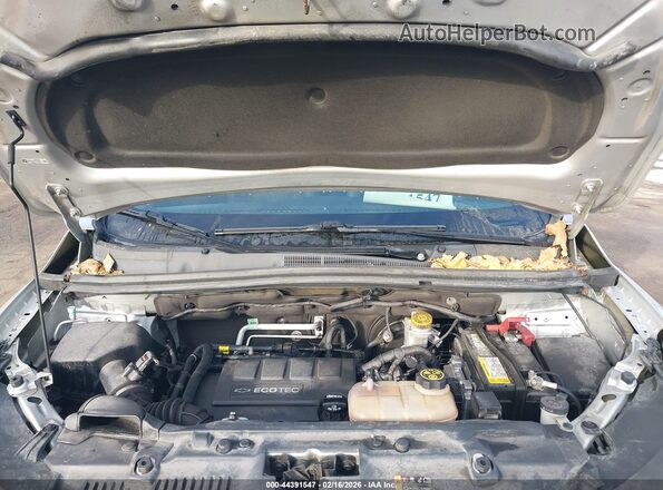 3GNCJPSB7KL358176 2019 CHEVROLET TRAX Silver Հետևի տեսք