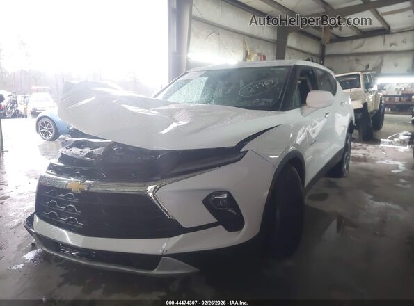 3GNKBCR4XSS235647 2025 CHEVROLET BLAZER Белый Передняя левая четверть
