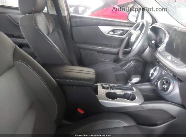 3GNKBCR4XSS235647 2025 CHEVROLET BLAZER Белый Вид салона спереди