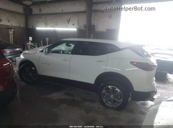 3GNKBCR4XSS235647 2025 CHEVROLET BLAZER Белый Панорамный вид салона 360°