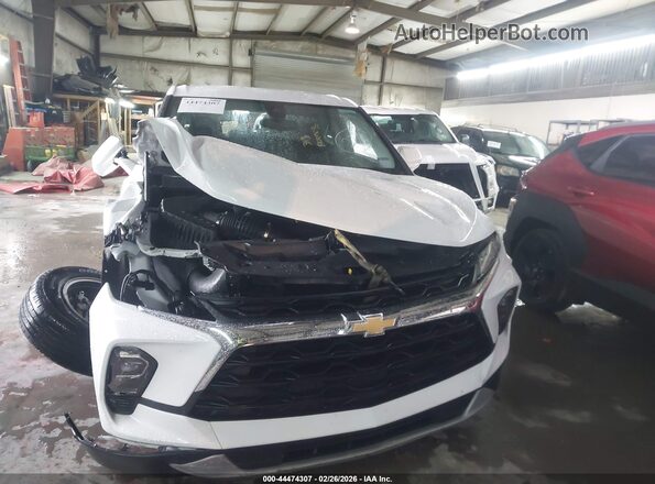 3GNKBCR4XSS235647 2025 CHEVROLET BLAZER Белый Вид щитка приборов