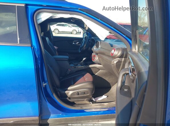 3GNKBJRS1KS620534 2019 CHEVROLET BLAZER Синий Вид салона спереди