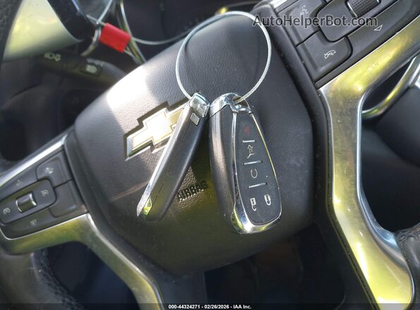 3GNKBJRS1MS557132 2021 CHEVROLET BLAZER Silver Вид панелі приладів