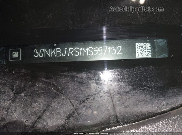3GNKBJRS1MS557132 2021 CHEVROLET BLAZER Silver Вид підкапотного простору