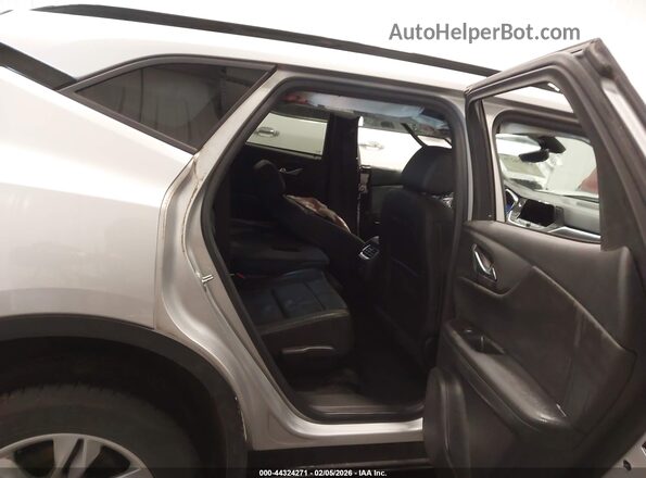 3GNKBJRS1MS557132 2021 CHEVROLET BLAZER Silver Вид наклейки з VIN-кодом