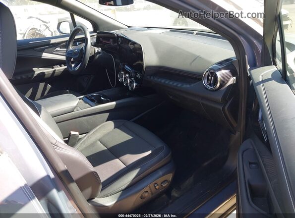3GNKDBRJ8RS261202 2024 CHEVROLET OTHER Gray Widok wnętrza z przodu