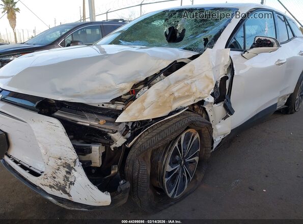 3GNKDBRM3SS177188 2025 CHEVROLET OTHER White Դիմացի տեսք