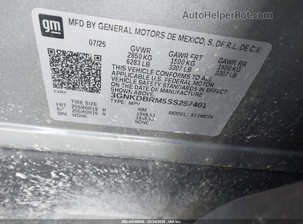 3GNKDBRM5SS257401 2025 CHEVROLET OTHER Silver Vista del compartimento del motor
