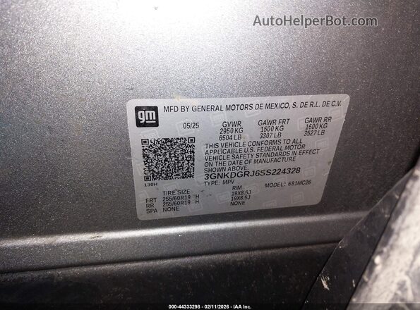 3GNKDGRJ6SS224328 2025 CHEVROLET OTHER Gray Widok komory silnika