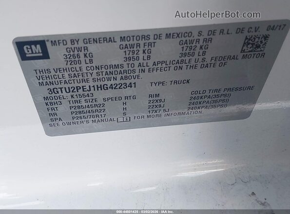 3GTU2PEJ1HG422341 2017 GMC SIERRA White Engine compartment view