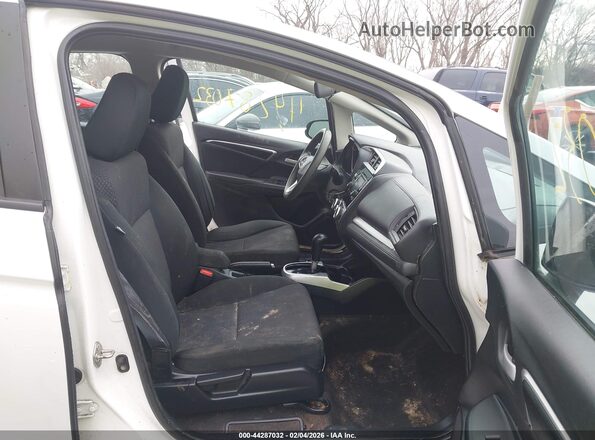 3HGGK5H43KM738275 2019 HONDA FIT White Front interior view