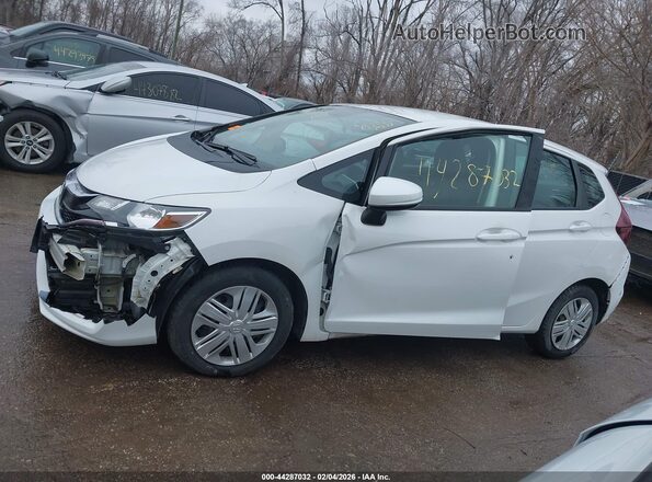 3HGGK5H43KM738275 2019 HONDA FIT White 360 interior view