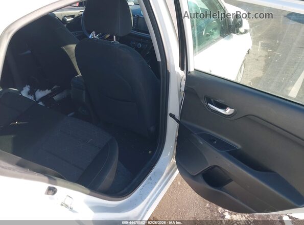 3KPA24AB0KE157799 2019 KIA RIO White 