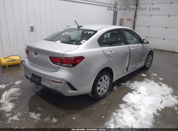 3KPA24AD4ME386457 2021 KIA RIO Silver 