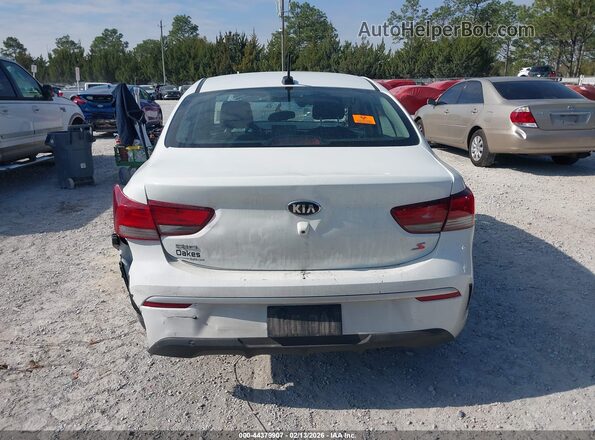 3KPA24AD6ME415957 2021 KIA RIO White 