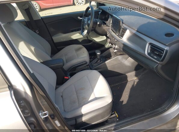 3KPA24AD8ME416124 2021 KIA RIO Серый 