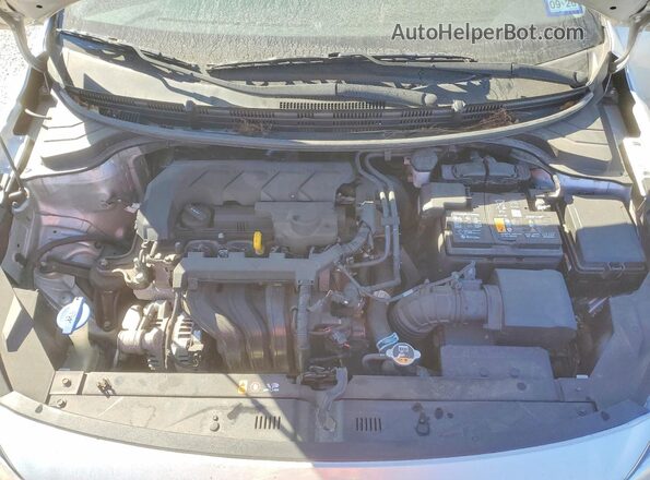 3KPA24ADXPE551366 2023 KIA RIO Silver Vista interior trasera