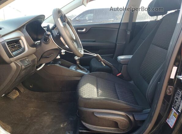 3KPA25AB7JE087576 2018 KIA RIO Black Widok wnętrza z przodu