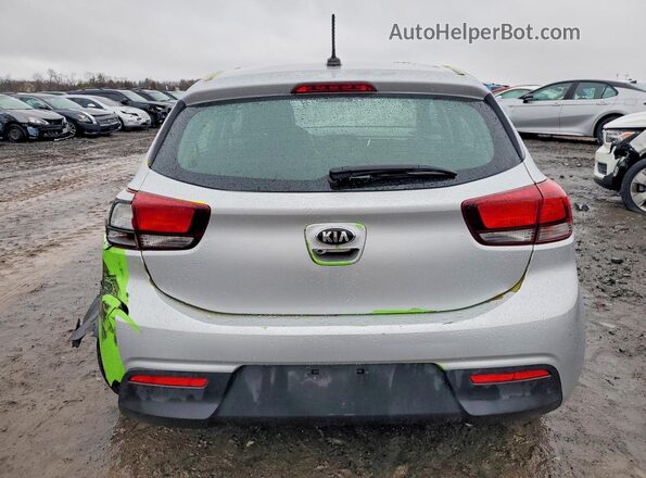 3KPA25AB7JE087710 2018 KIA RIO Two Tone Вид ззаду