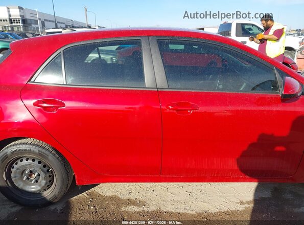 3KPA25AD0PE518124 2023 KIA RIO 5-DOOR Red სალონის 360-გრადუსიანი ხედი
