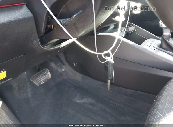 3KPA25AD0PE518124 2023 KIA RIO 5-DOOR Red წინა პანელის ხედი