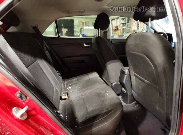 3KPA35AD5NE445097 2022 KIA RIO Red Rear seats view