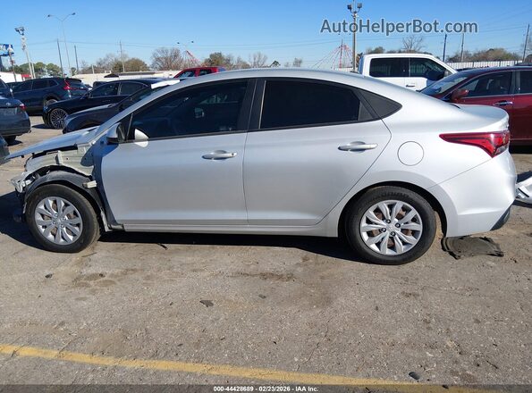 3KPC24A69LE092352 2020 HYUNDAI ACCENT Silver Widok wnętrza 360 stopni