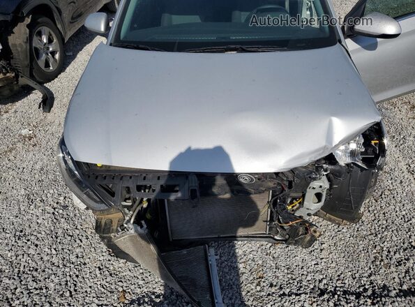 3KPC24A69NE187769 2022 HYUNDAI ACCENT Silver Սալոնի հետևի տեսք