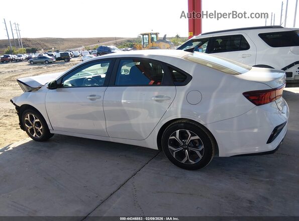 3KPF24AD2KE065536 2019 KIA FORTE White 