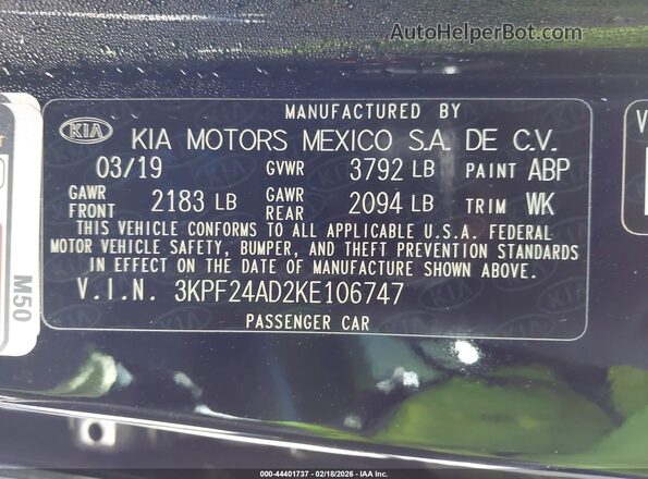 3KPF24AD2KE106747 2019 KIA FORTE Black 
