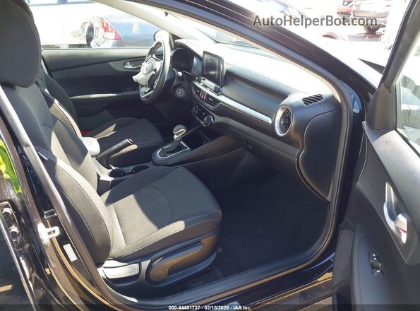 3KPF24AD2KE106747 2019 KIA FORTE Black 