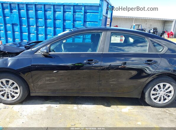 3KPF24AD2KE106747 2019 KIA FORTE Black 