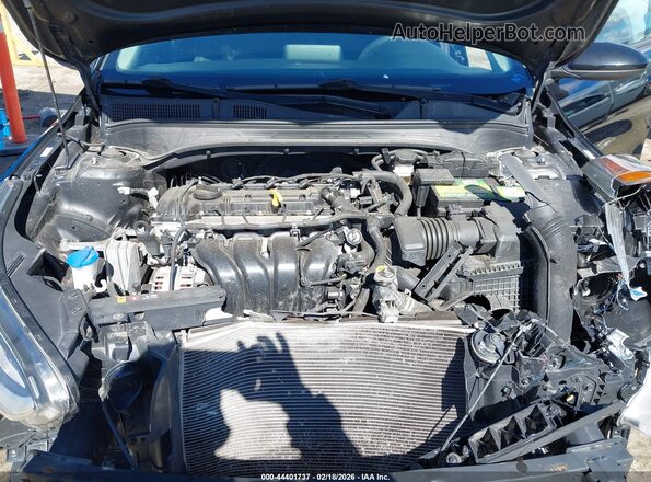 3KPF24AD2KE106747 2019 KIA FORTE Black 