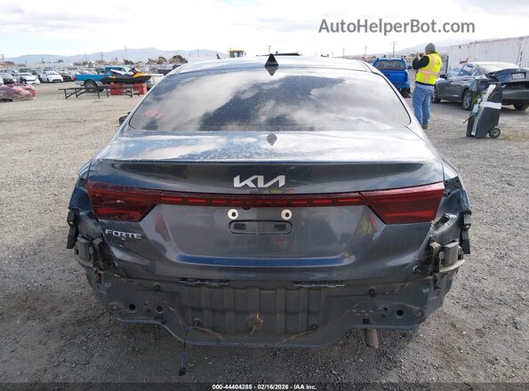 3KPF24AD2PE608746 2023 KIA FORTE Gray 