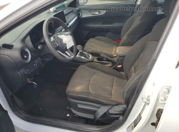 3KPF24AD2RE698046 2024 KIA FORTE Белый 