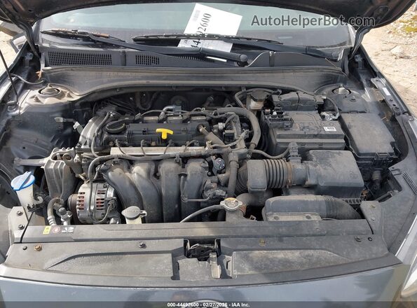 3KPF24AD3KE108698 2019 KIA FORTE Light Blue 