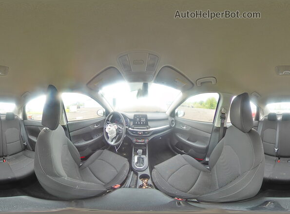 3KPF24AD4KE060581 2019 KIA FORTE White 
