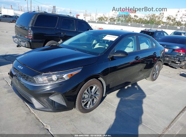 3KPF24AD6PE548325 2023 KIA FORTE Black წინა მარცხენა ხედი სამი მეოთხედიდან