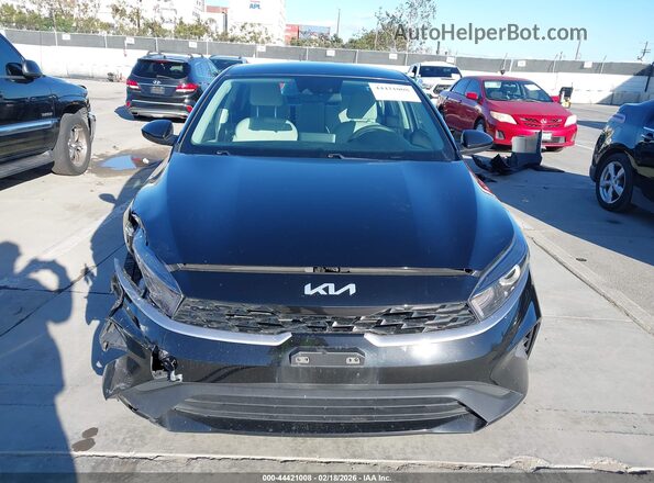 3KPF24AD6PE548325 2023 KIA FORTE Black ხელსაწყოთა პანელის ხედი