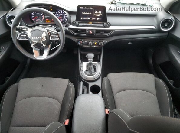 3KPF24AD6PE643046 2023 KIA FORTE Gray 