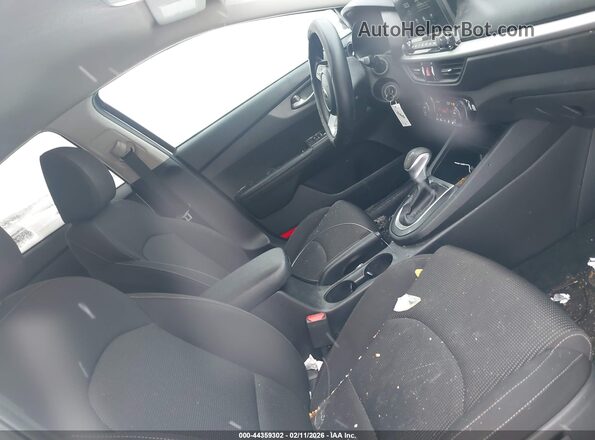 3KPF24AD7KE106615 2019 KIA FORTE White 
