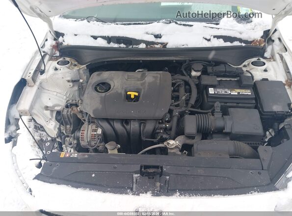 3KPF24AD7KE106615 2019 KIA FORTE White 